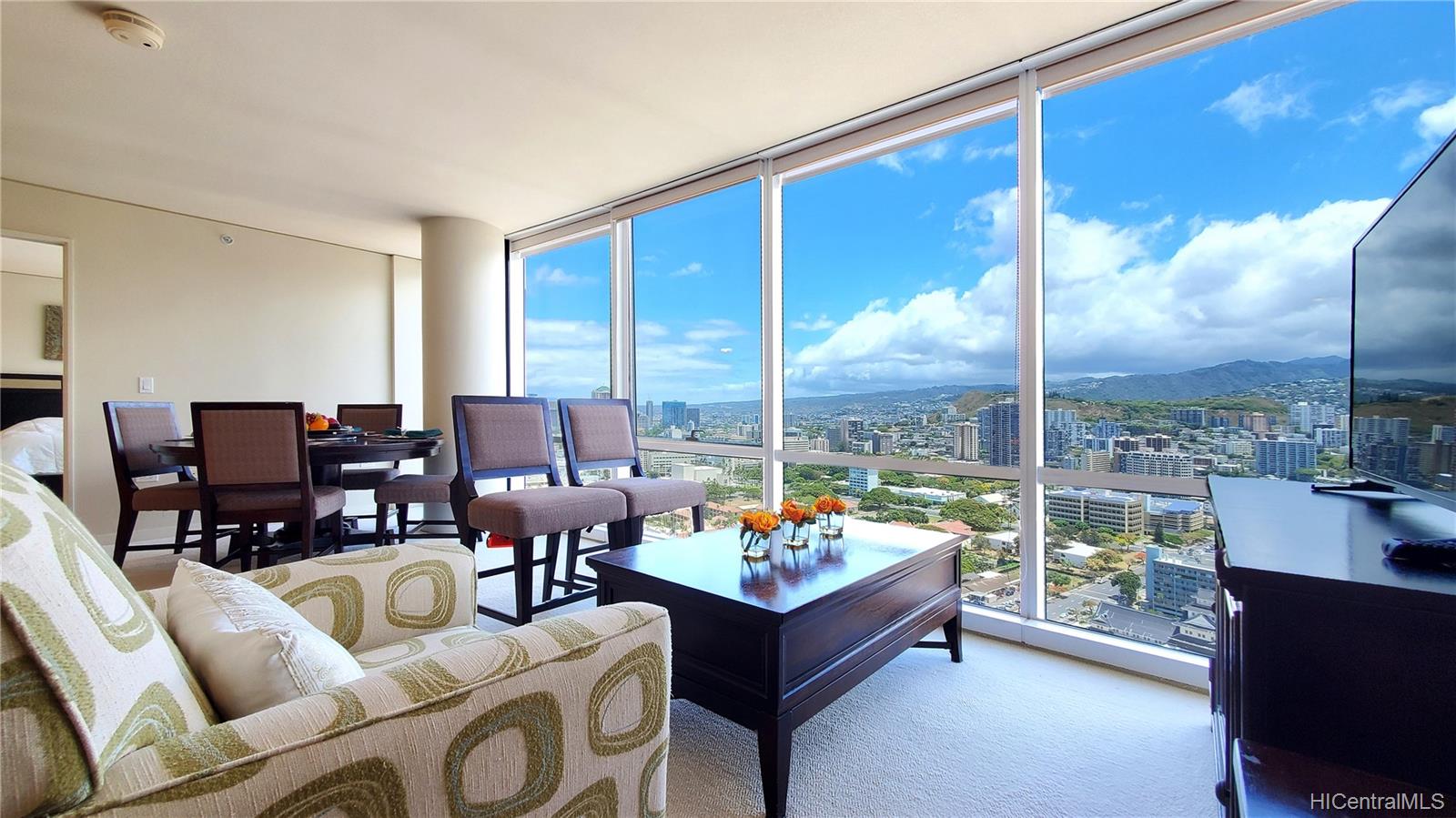 1296 Kapiolani Boulevard #3601, Honolulu, HI 96814