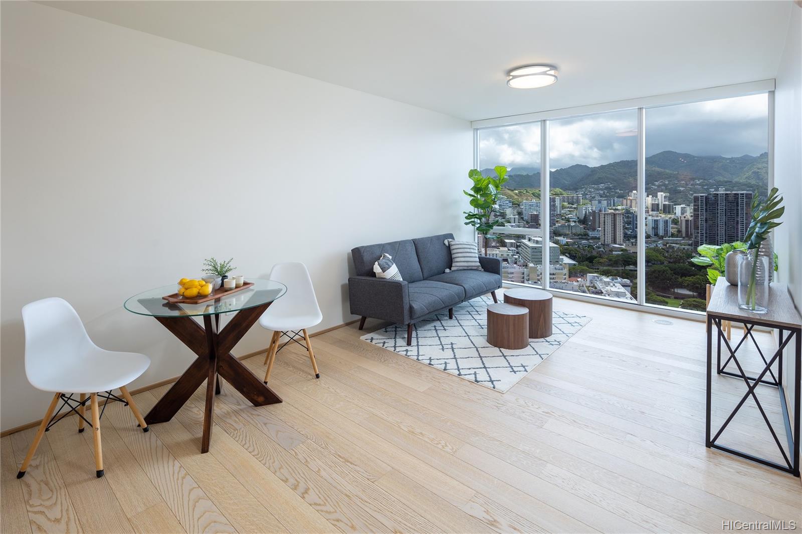 888 Kapiolani Boulevard #3601, Honolulu, HI 96813