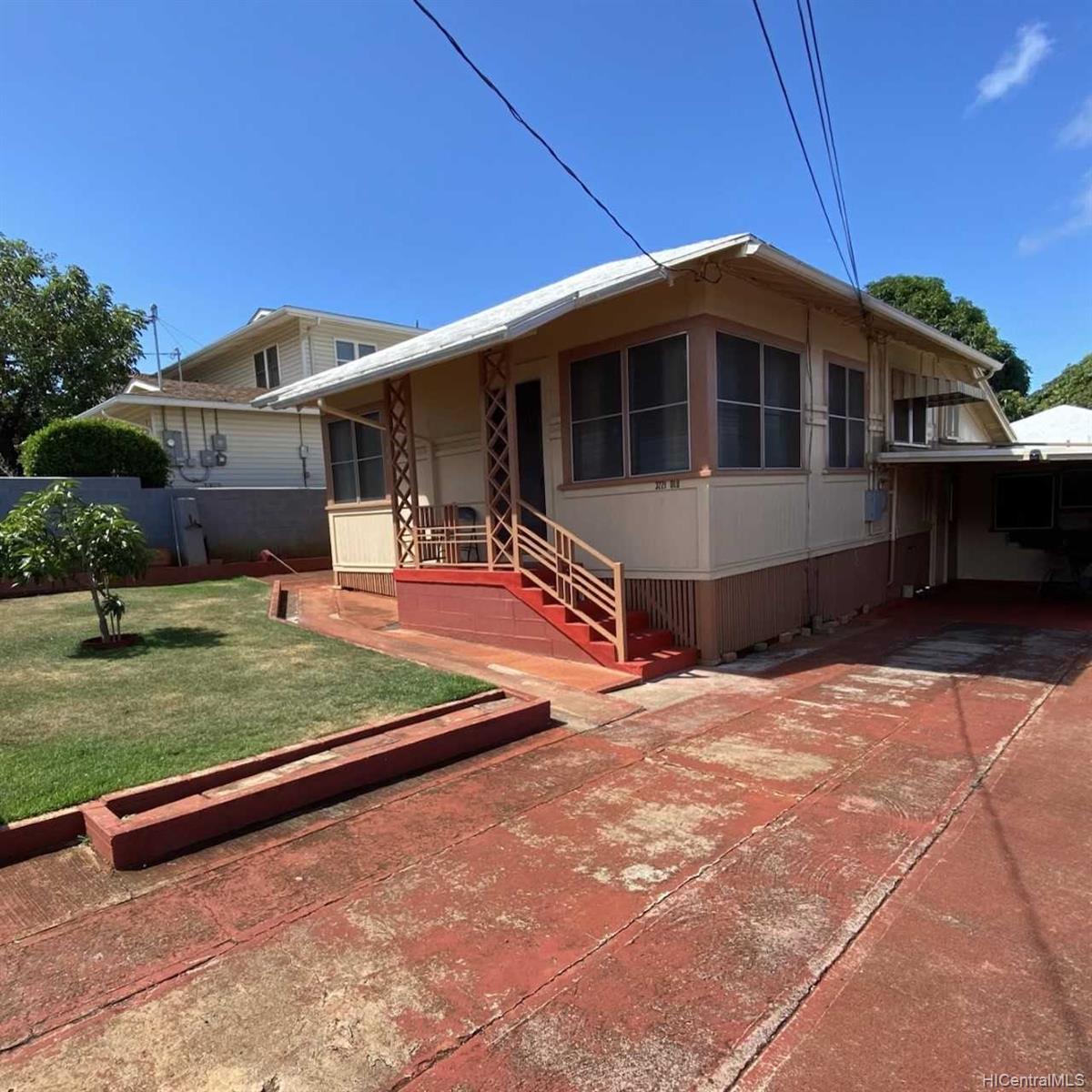 3221 Olu Street Honolulu, HI 96816