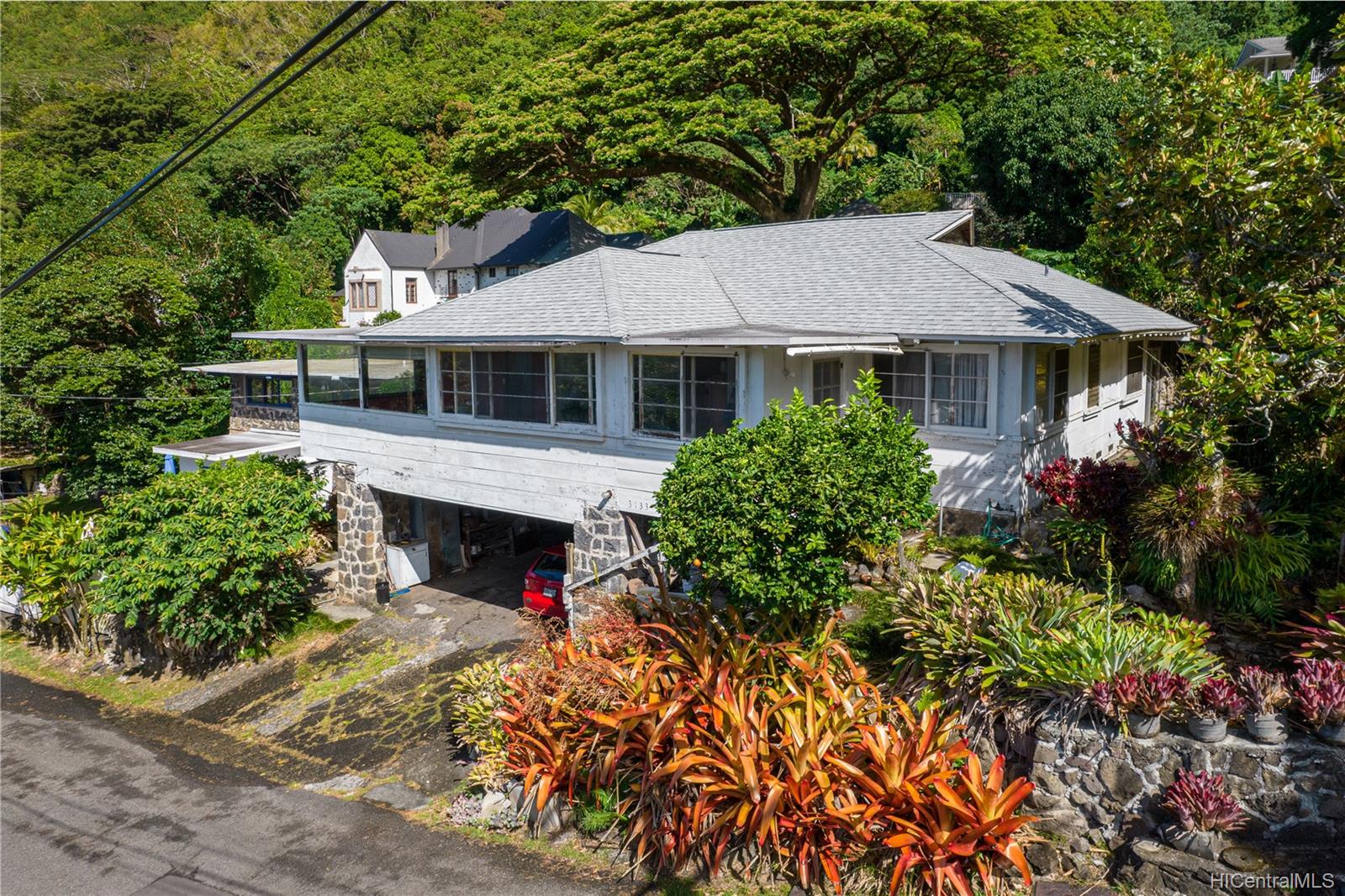 3133 Huelani Place Honolulu, HI 96822