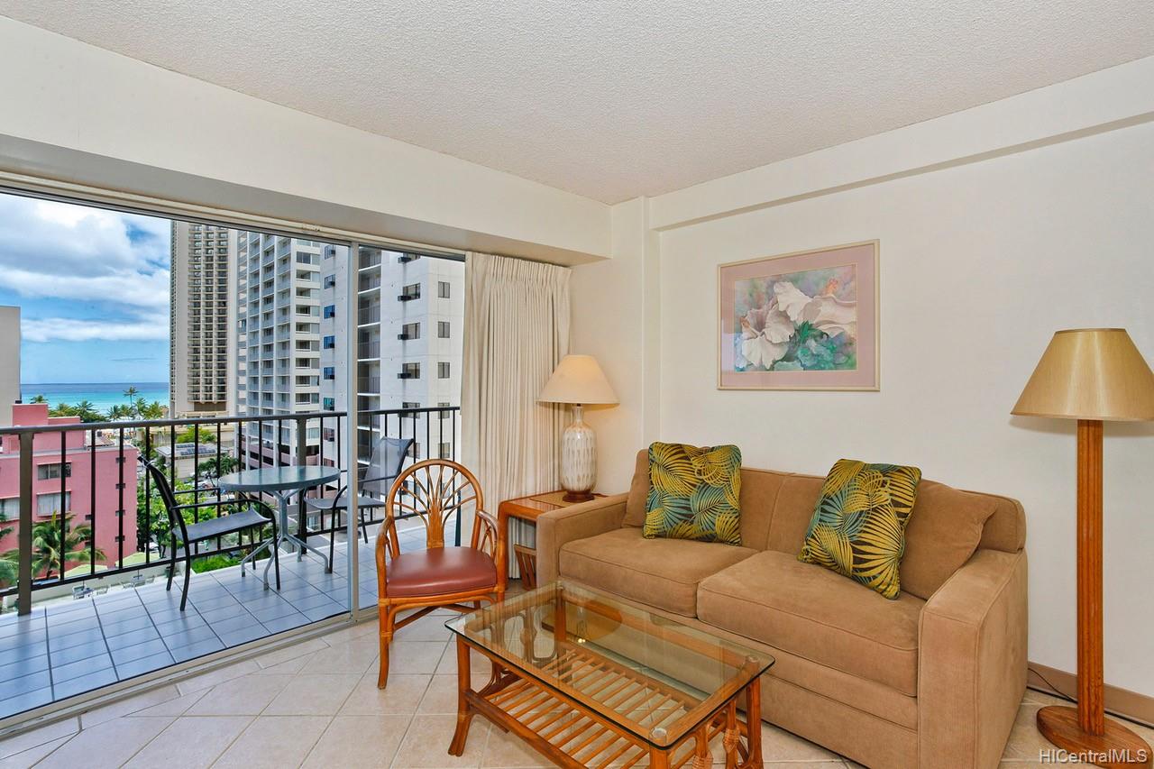 2440 Kuhio Avenue #807, Honolulu, HI 96815