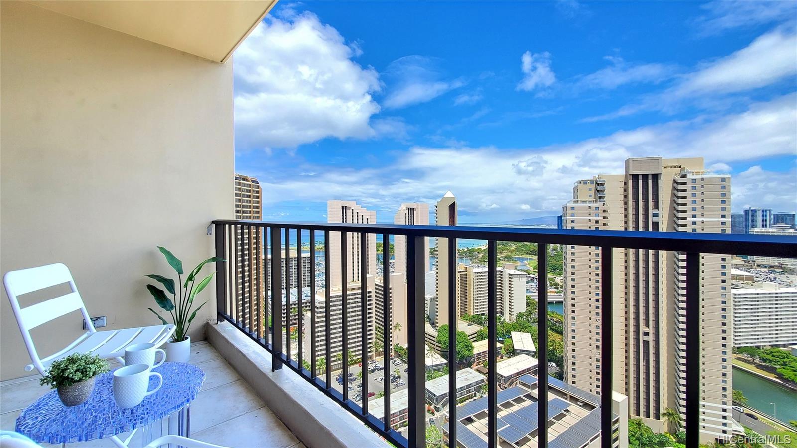 411 Hobron Lane #3412, Honolulu, HI 96815