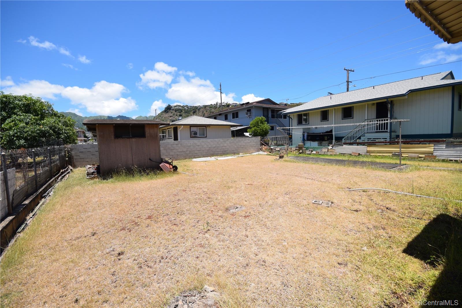 3434 Kaau Street Honolulu, HI 96816