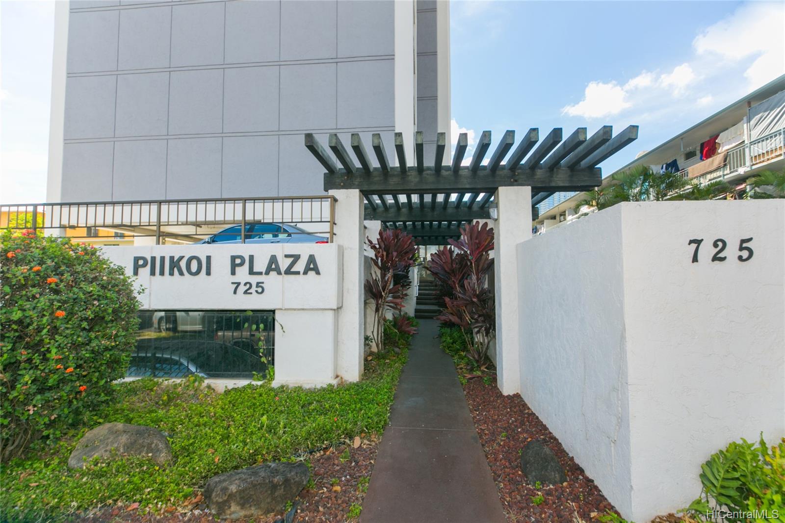 Piikoi Plaza 725 Piikoi Street #806, Honolulu, HI 96814