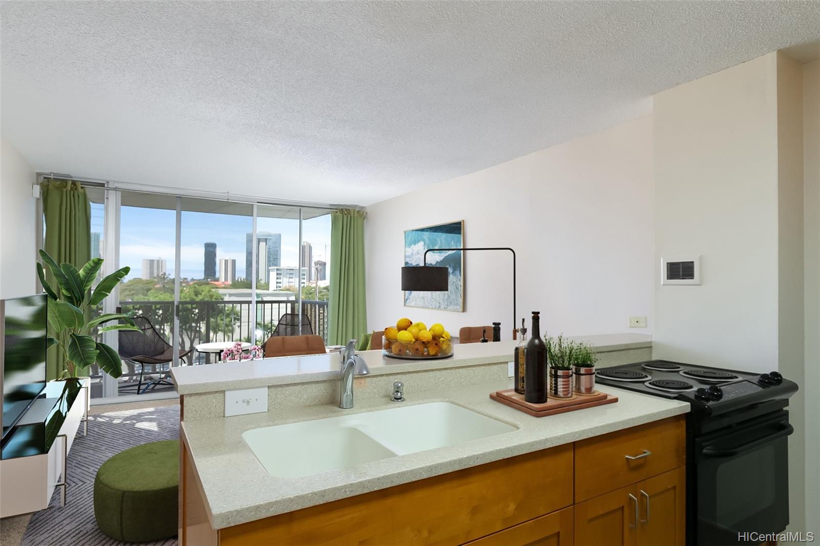 1050 Kinau Street #403, Honolulu, HI 96814