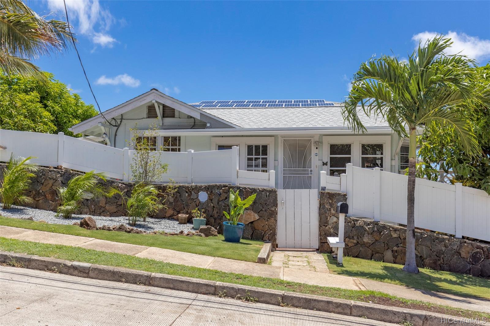 1401 Wilhelmina Rise Honolulu, HI 96816