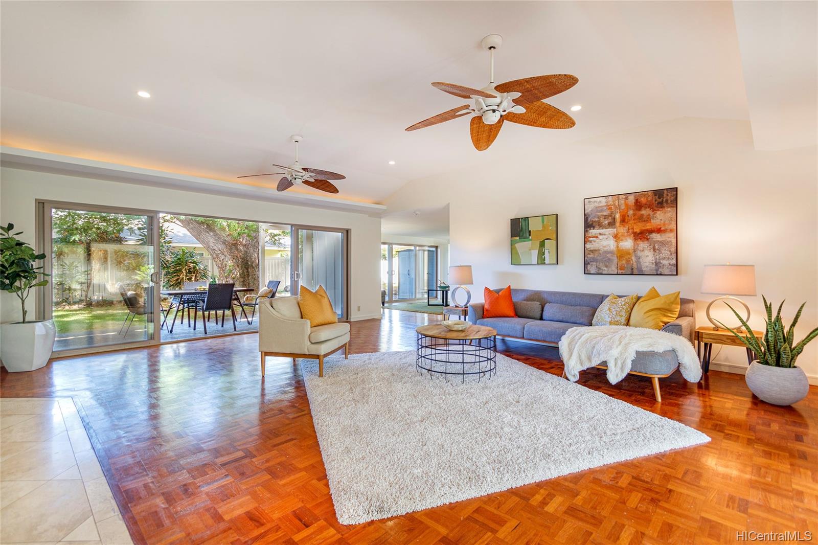 5230 Makalena Street Honolulu, HI 96821