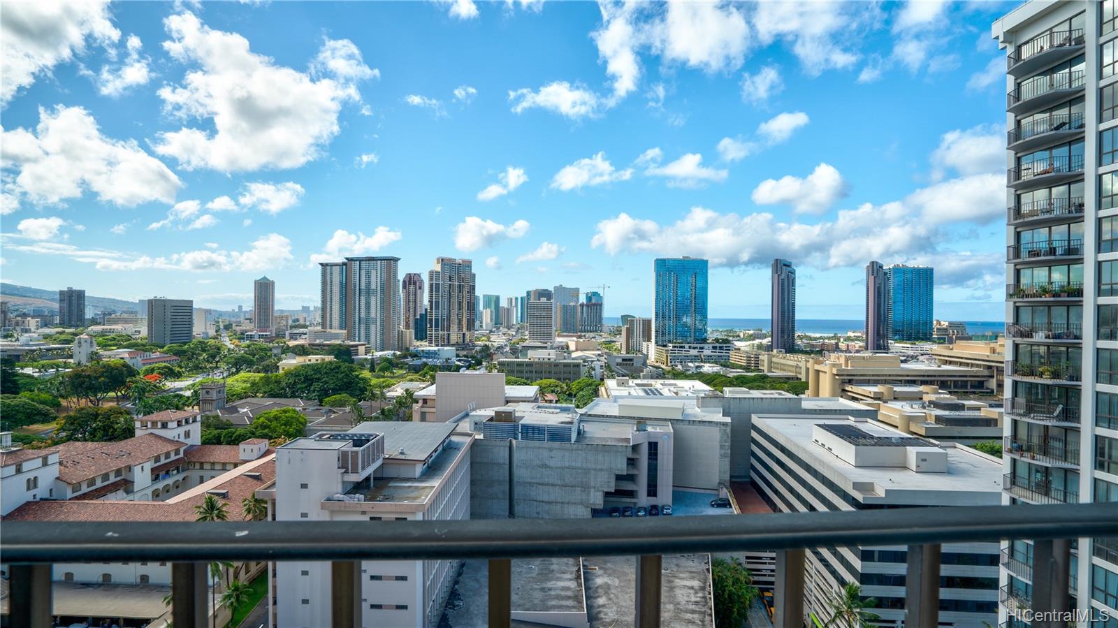 225 Queen Street #20D, Honolulu, HI 96813