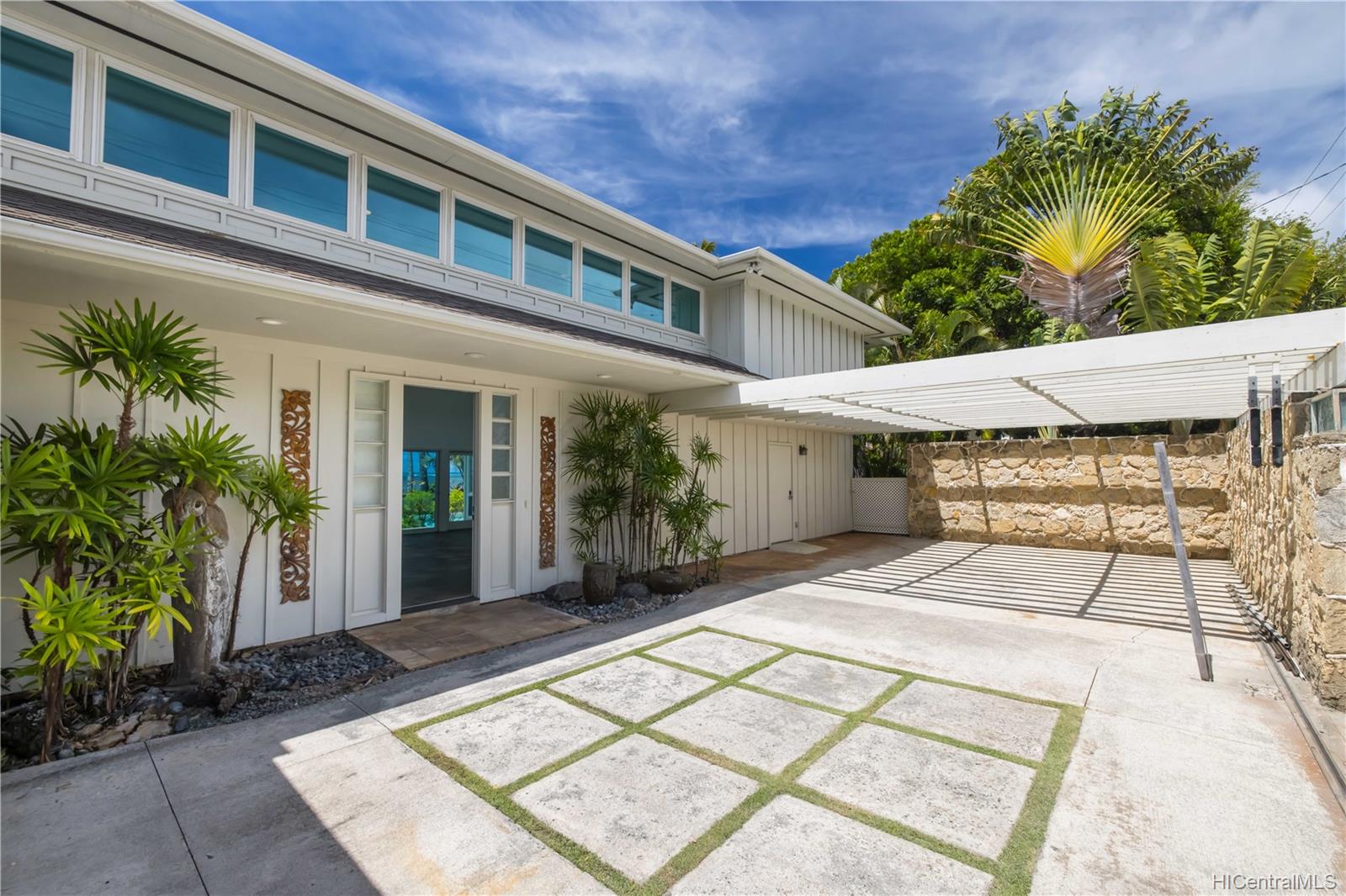 4981 Kalanianaole Highway Honolulu, HI 96821