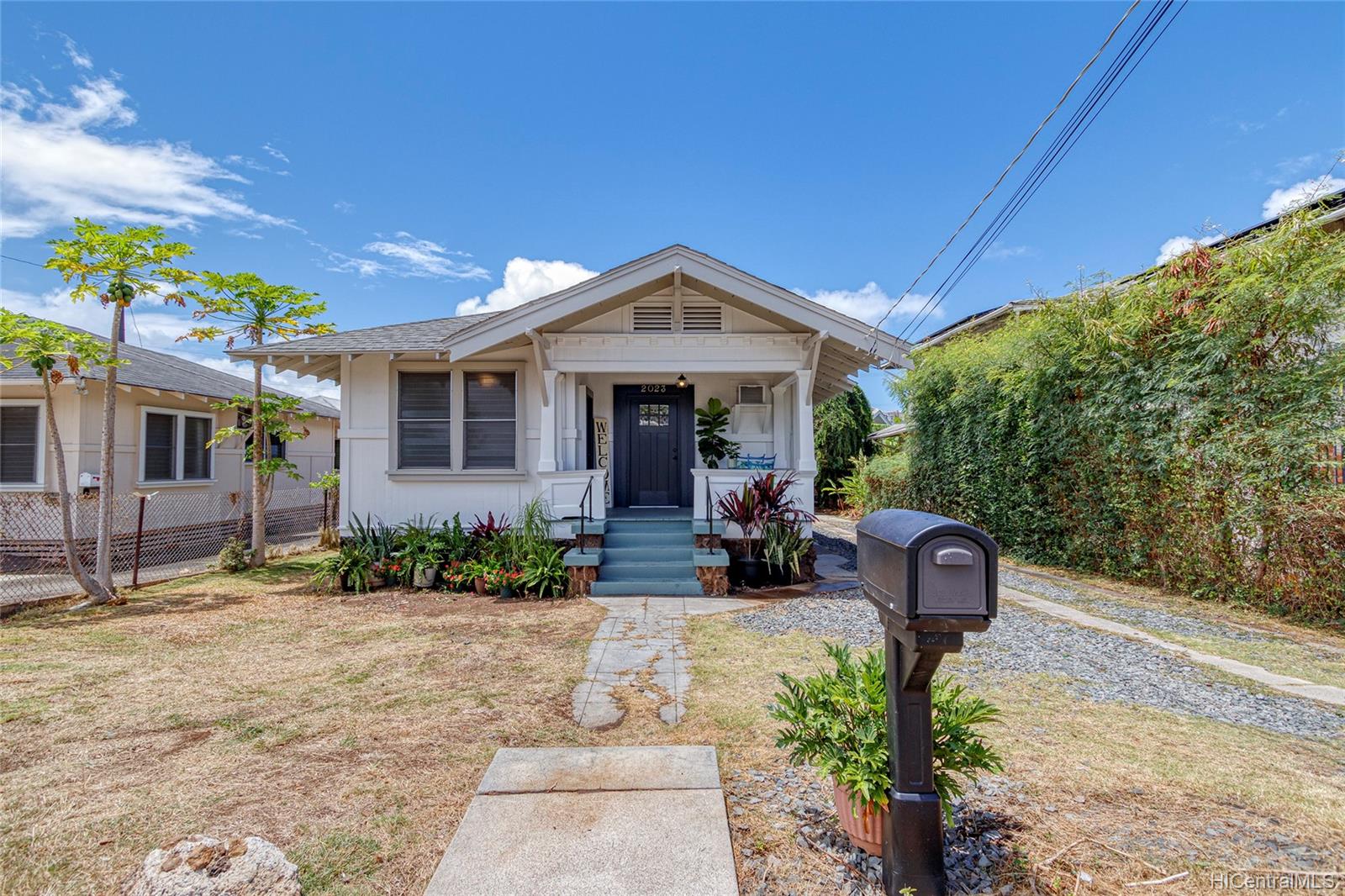 2023 Metcalf Street Honolulu, HI 96822