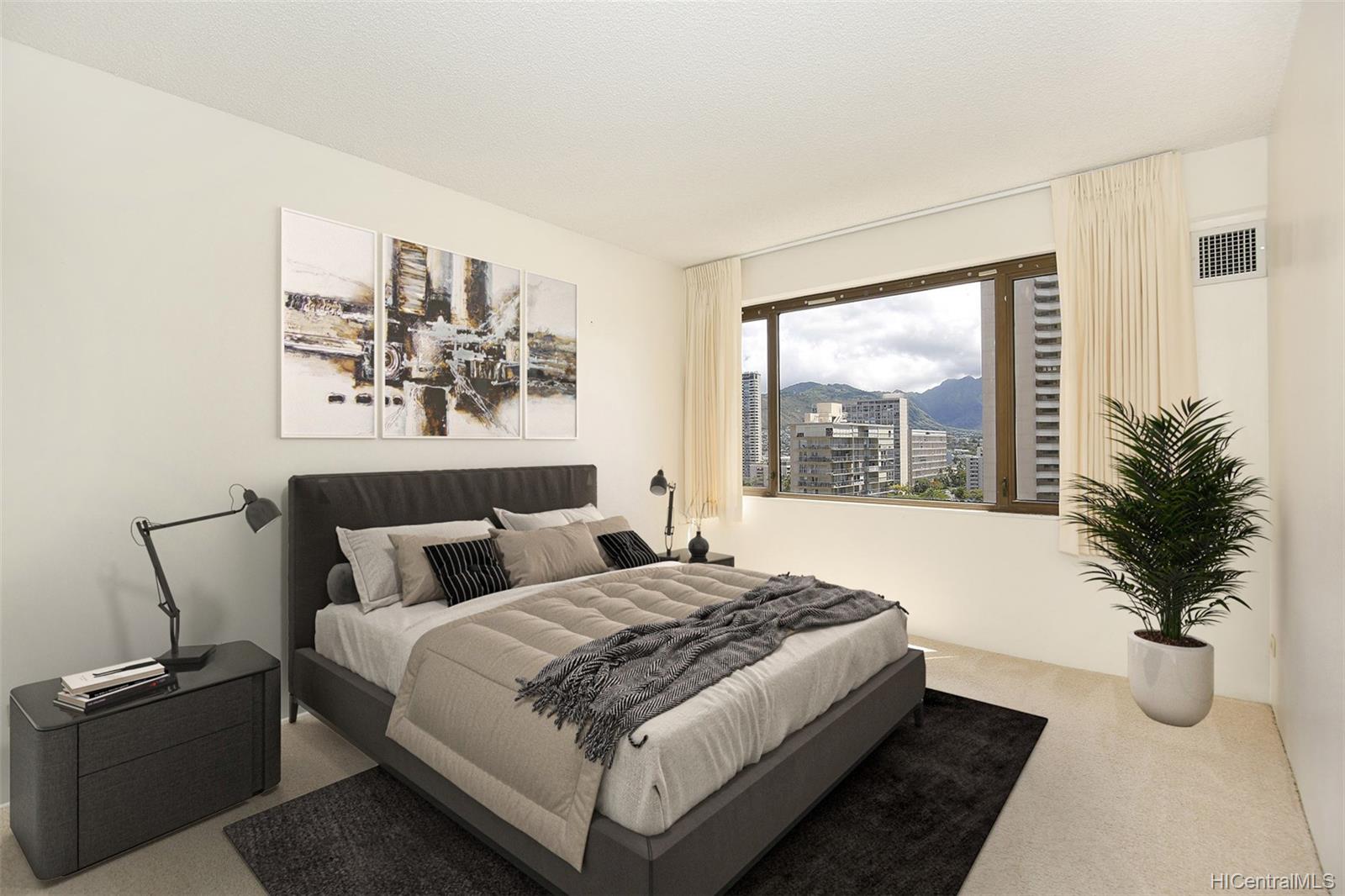 2140 Kuhio Avenue #1312, Honolulu, HI 96815