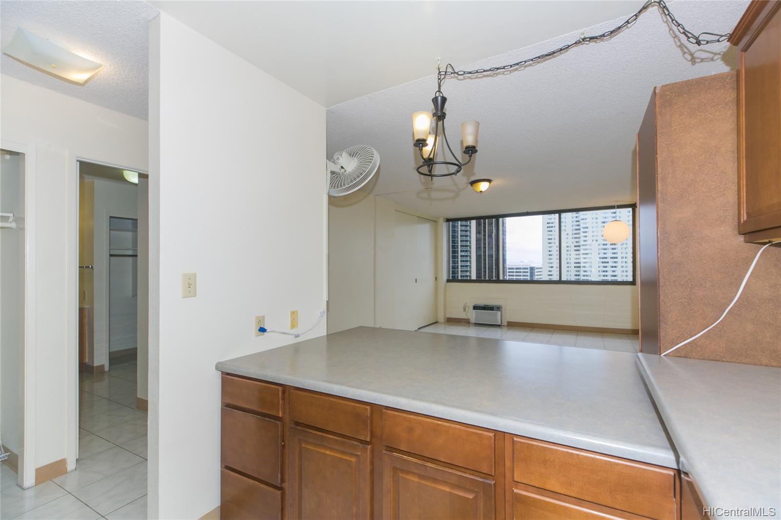 55 Kukui Street #D1507, Honolulu, HI 96813
