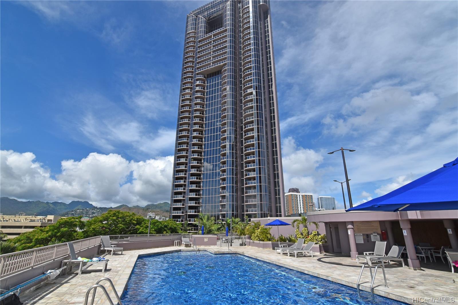 425 South Street #2102, Honolulu, HI 96813
