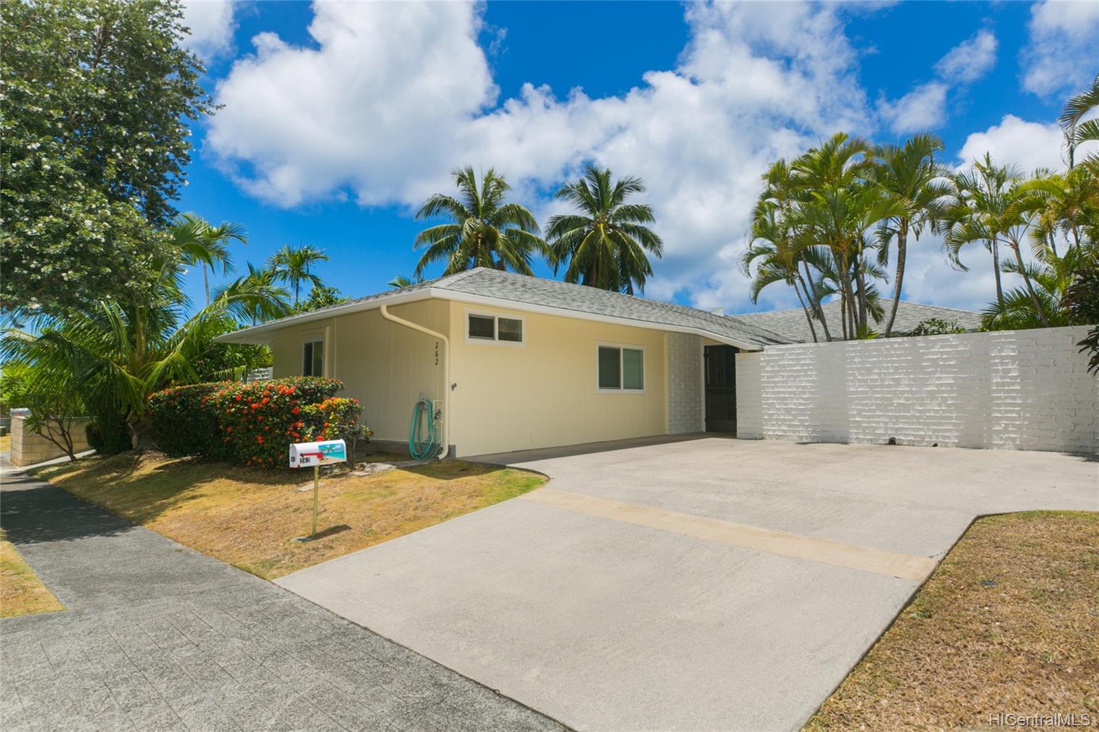 262 Panio Street Honolulu, HI 96821