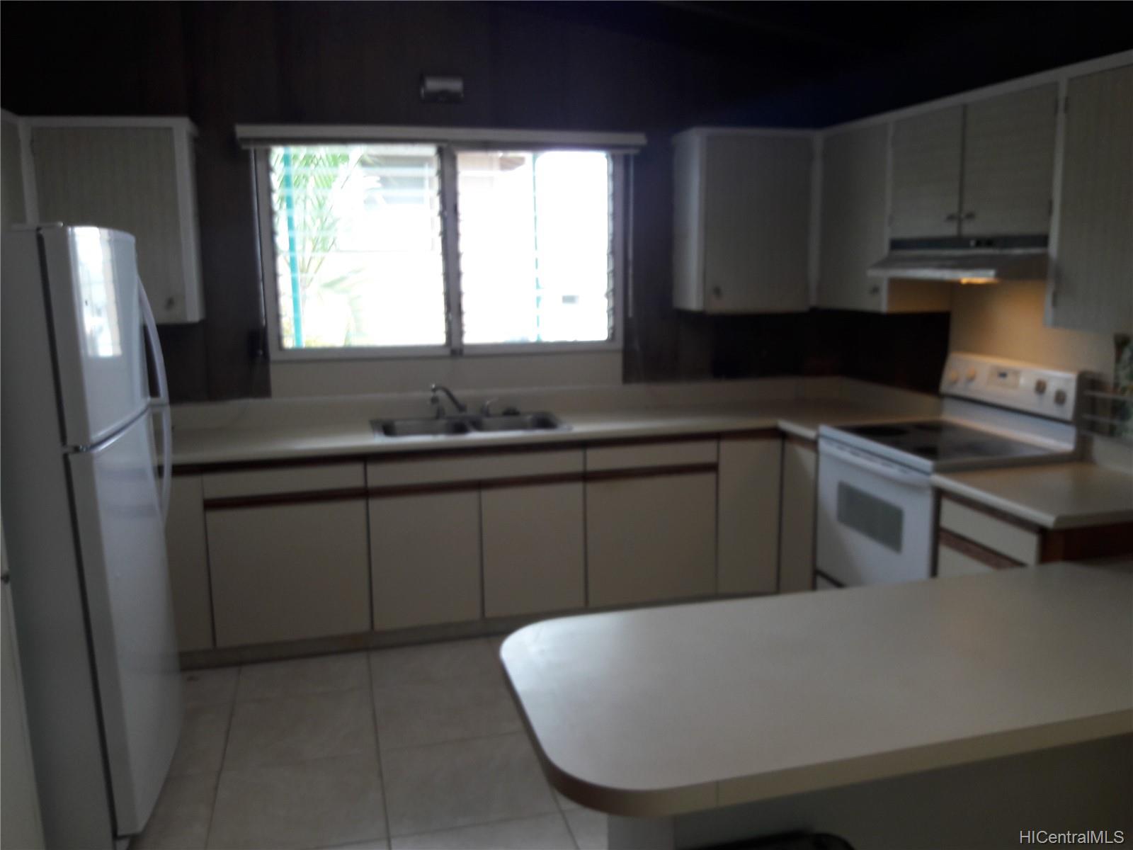 717A 8th Avenue Honolulu, HI 96816