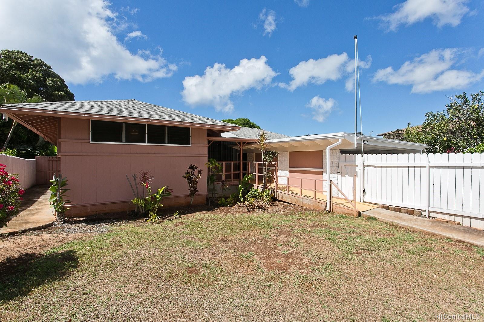 5317 Uhiuhi Street Honolulu, HI 96821