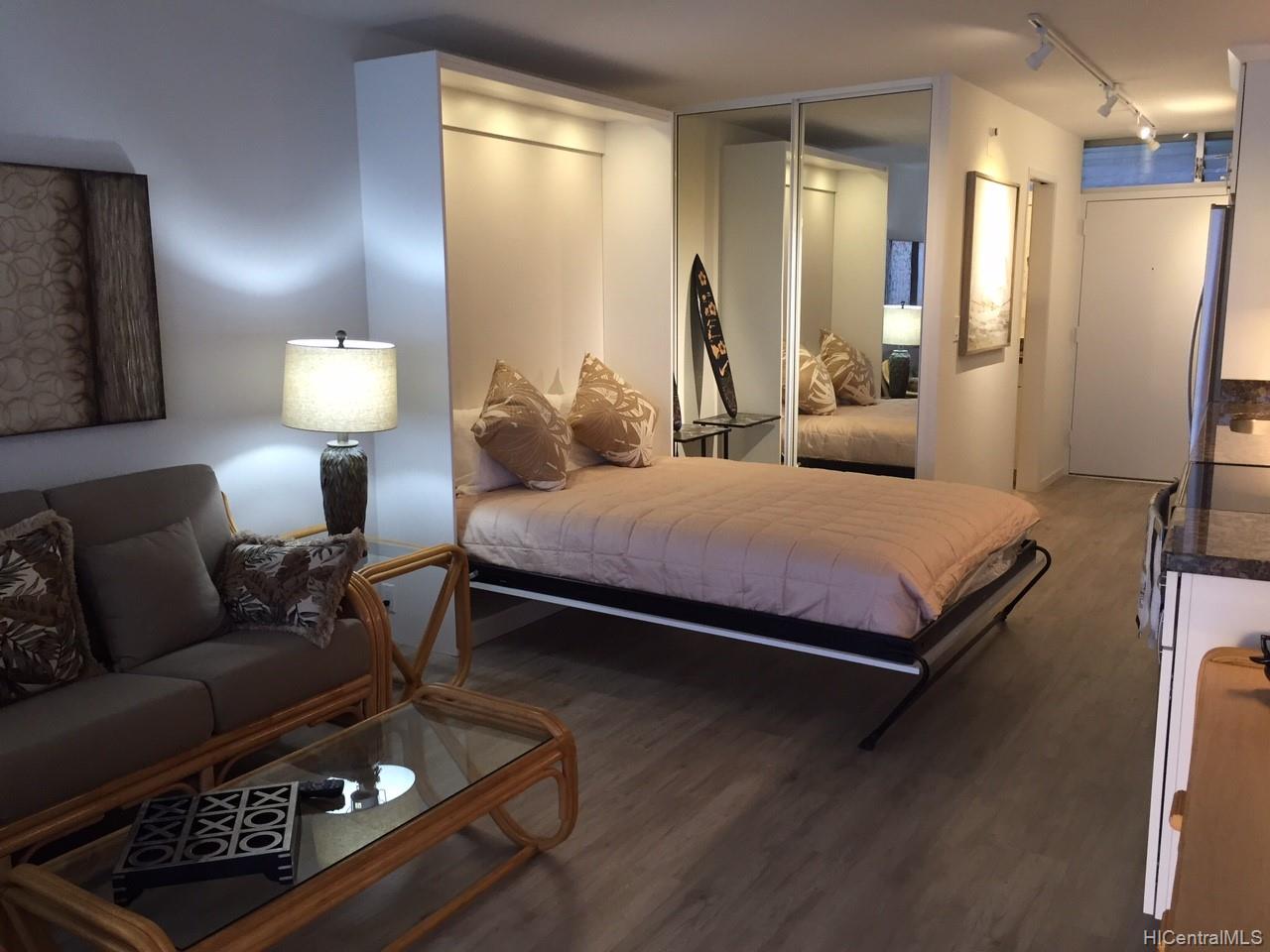 2877 Kalakaua Avenue #1202, Honolulu, HI 96815