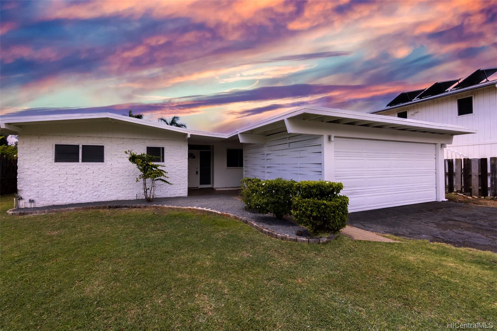 5561 Pia Street Honolulu, HI 96821