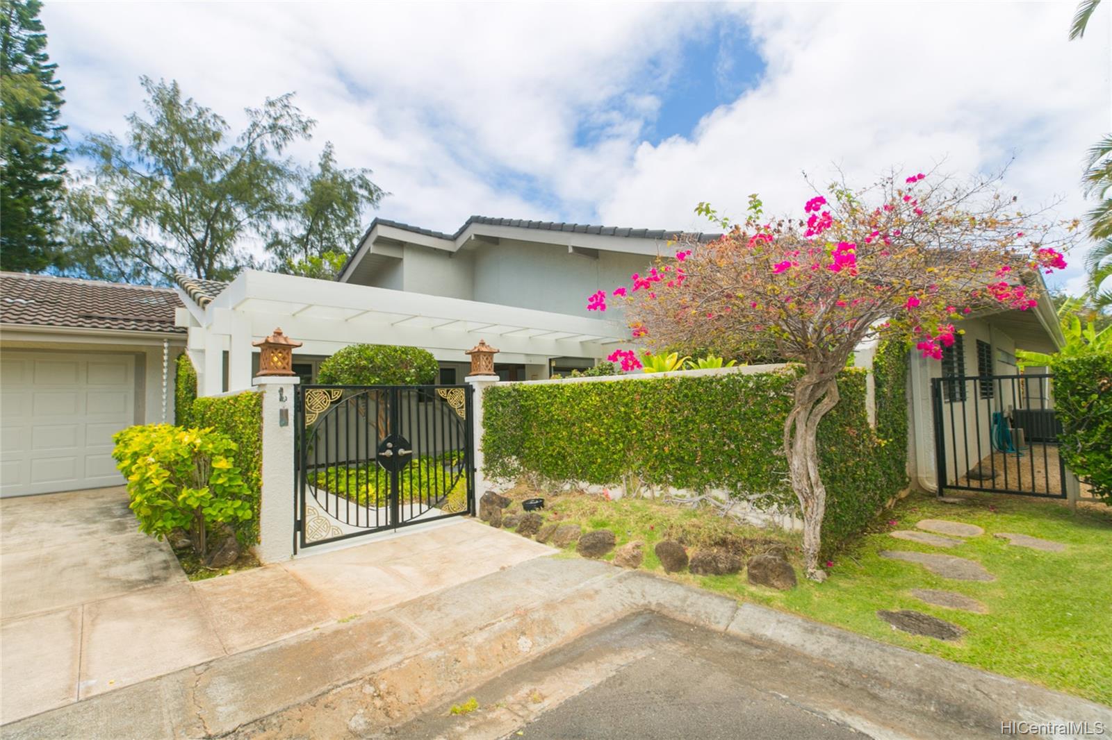 1140 Leilipoa Way Honolulu, HI 96825