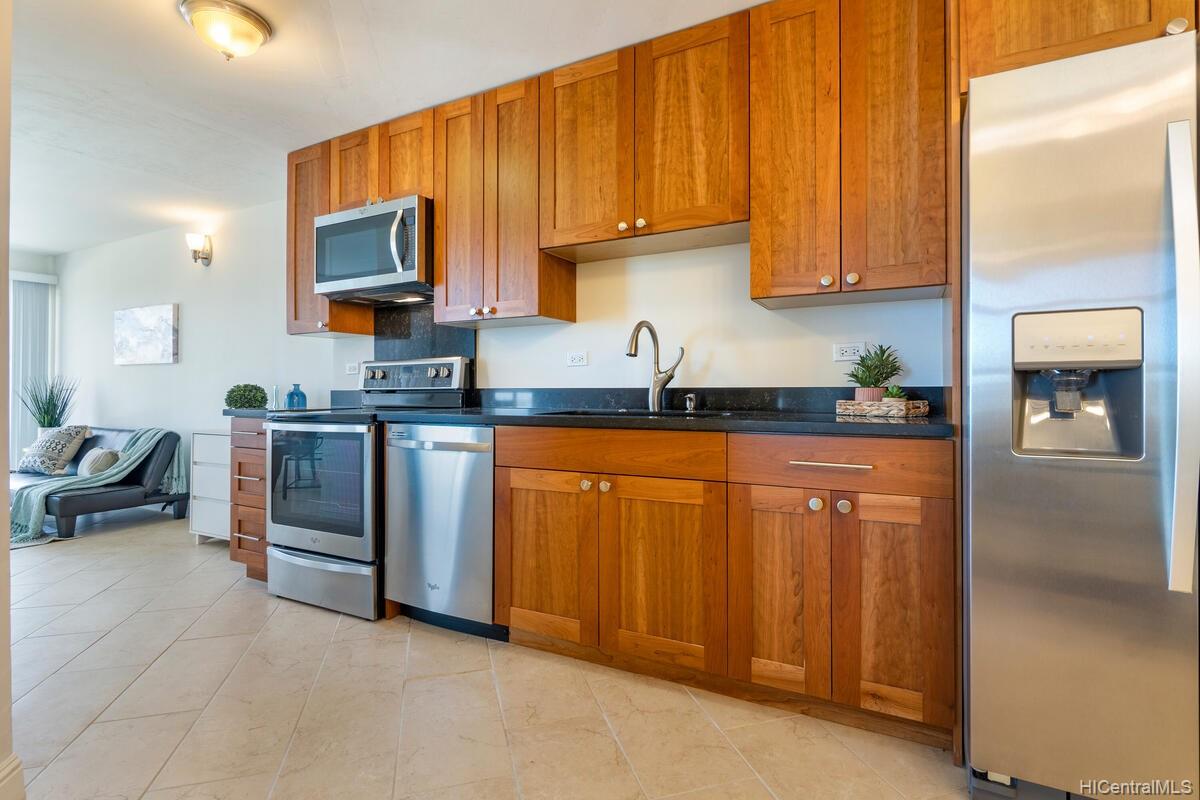 1031 Maunaihi Place #605, Honolulu, HI 96822