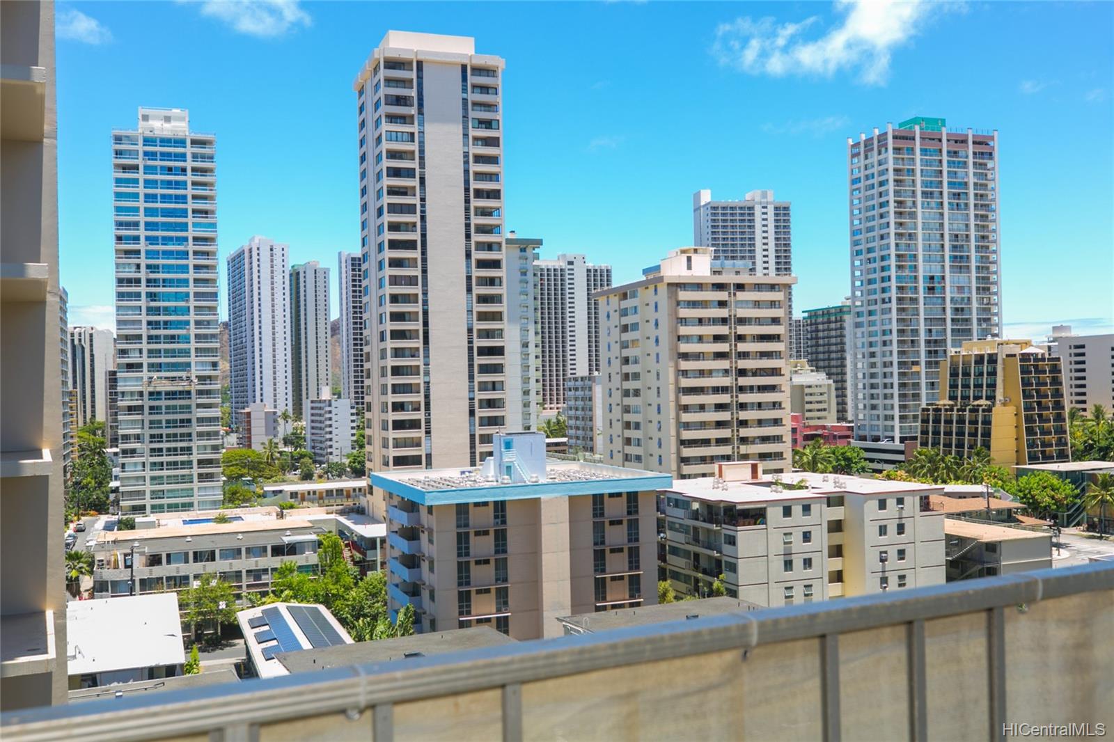 435 Walina Street #1001, Honolulu, HI 96815