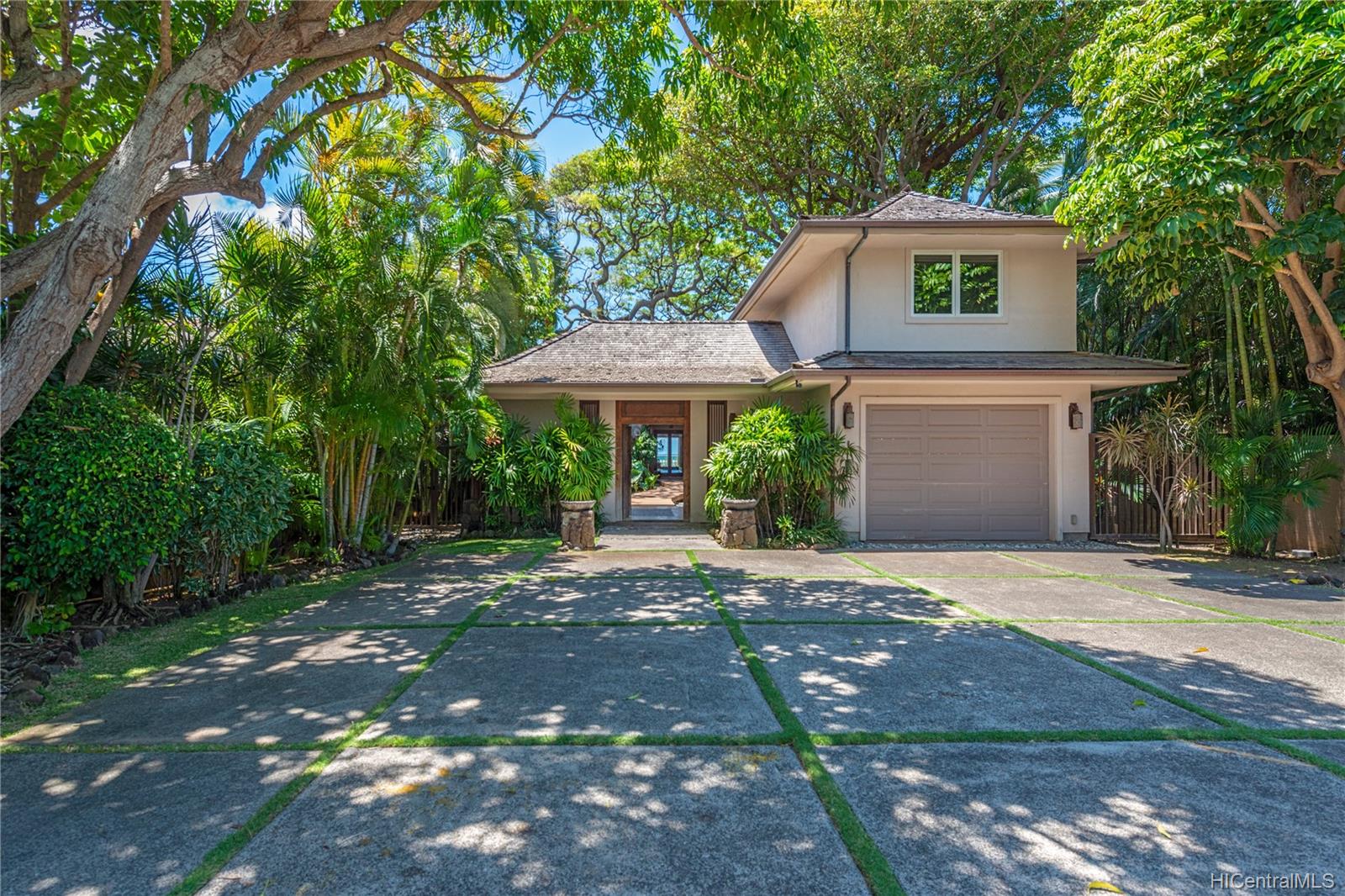 4577 Kahala Avenue Honolulu, HI 96816