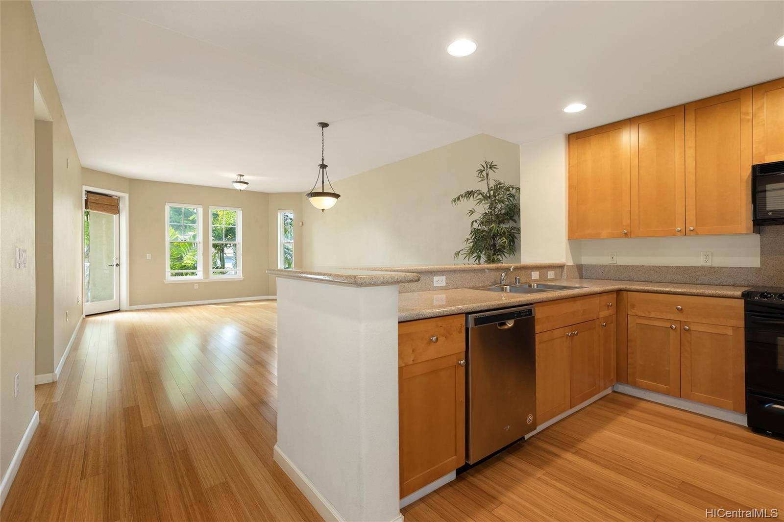 520 Lunalilo Home Road #7125, Honolulu, HI 96825