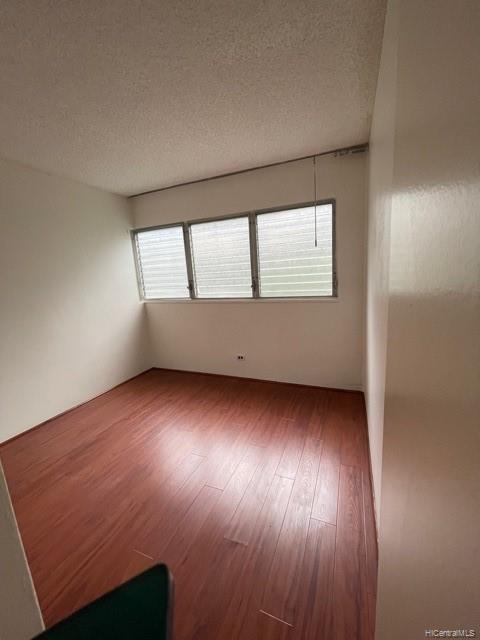 222 Kaiulani Avenue #303, Honolulu, HI 96815