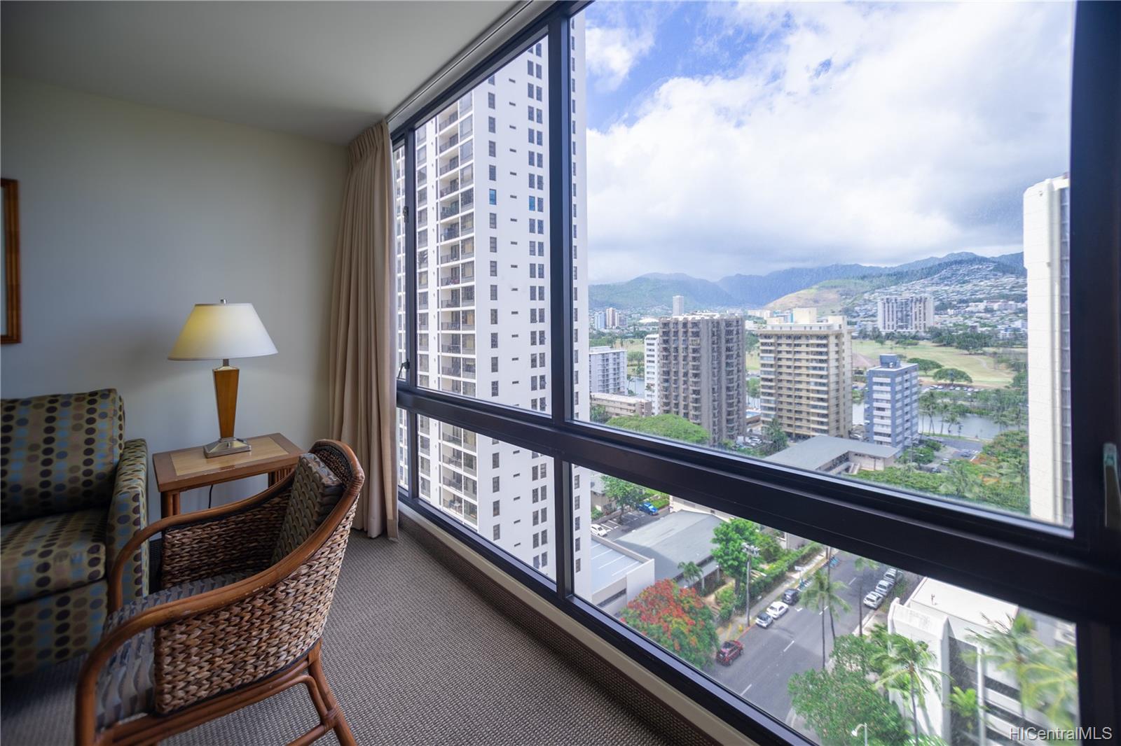 229 Paoakalani Avenue #1903, Honolulu, HI 96815