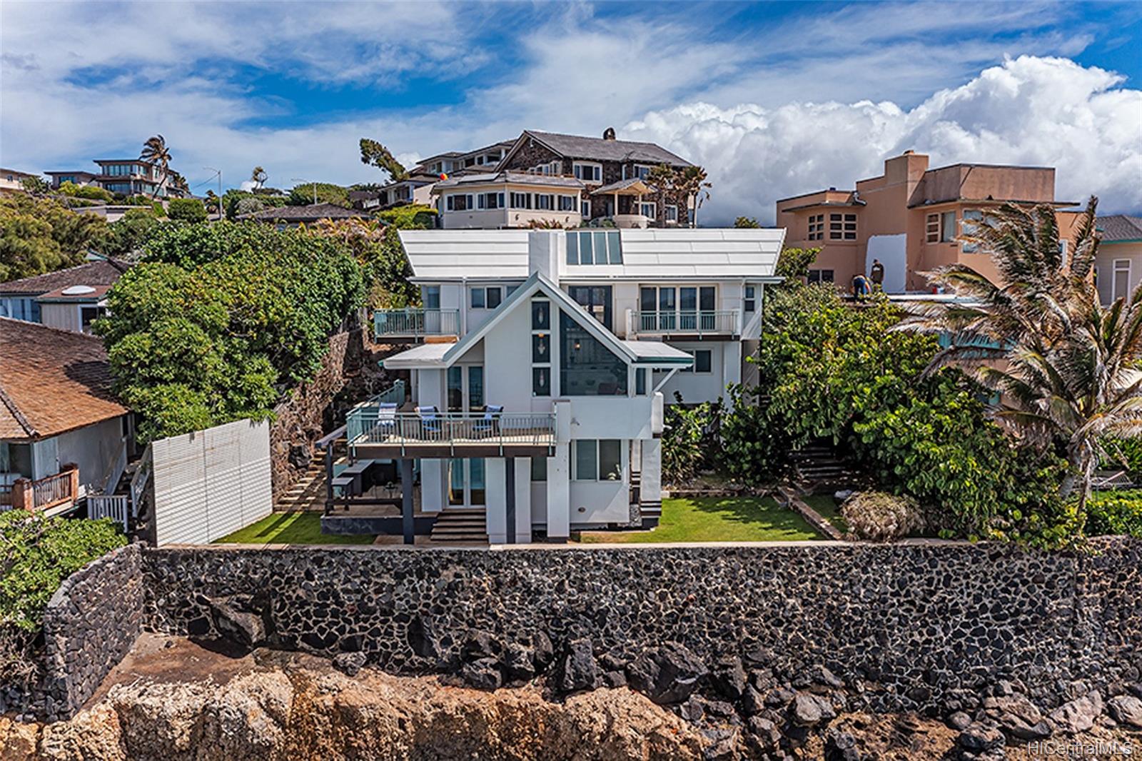 4131 Black Point Place Honolulu, HI 96816