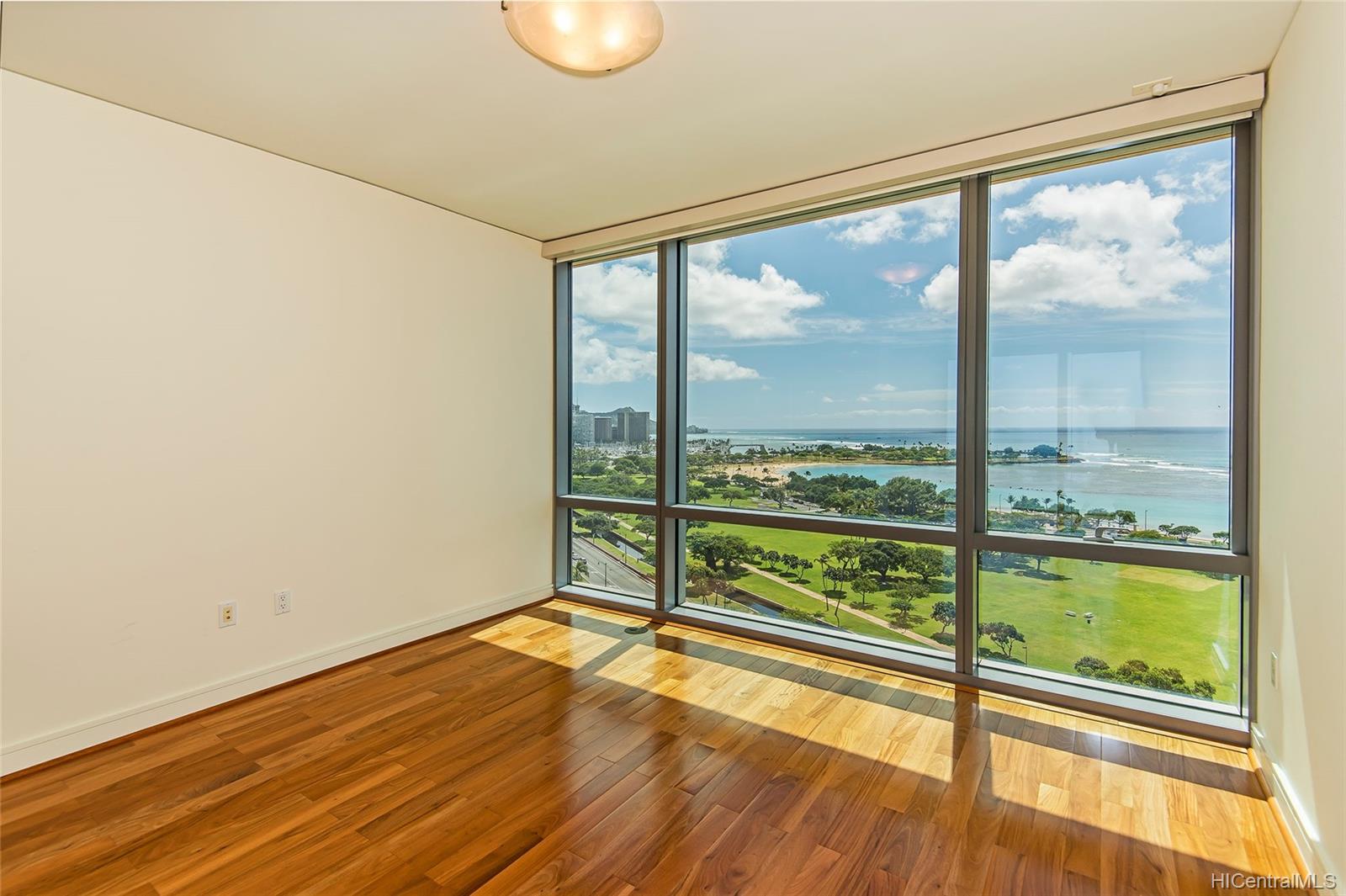 1288 Ala Moana Boulevard #14F, Honolulu, HI 96814