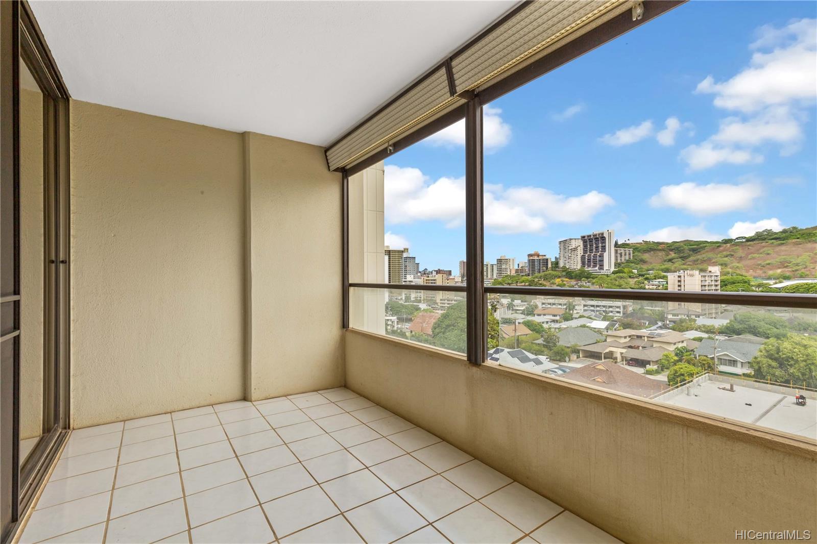 1717 Mott Smith Drive #902, Honolulu, HI 96822