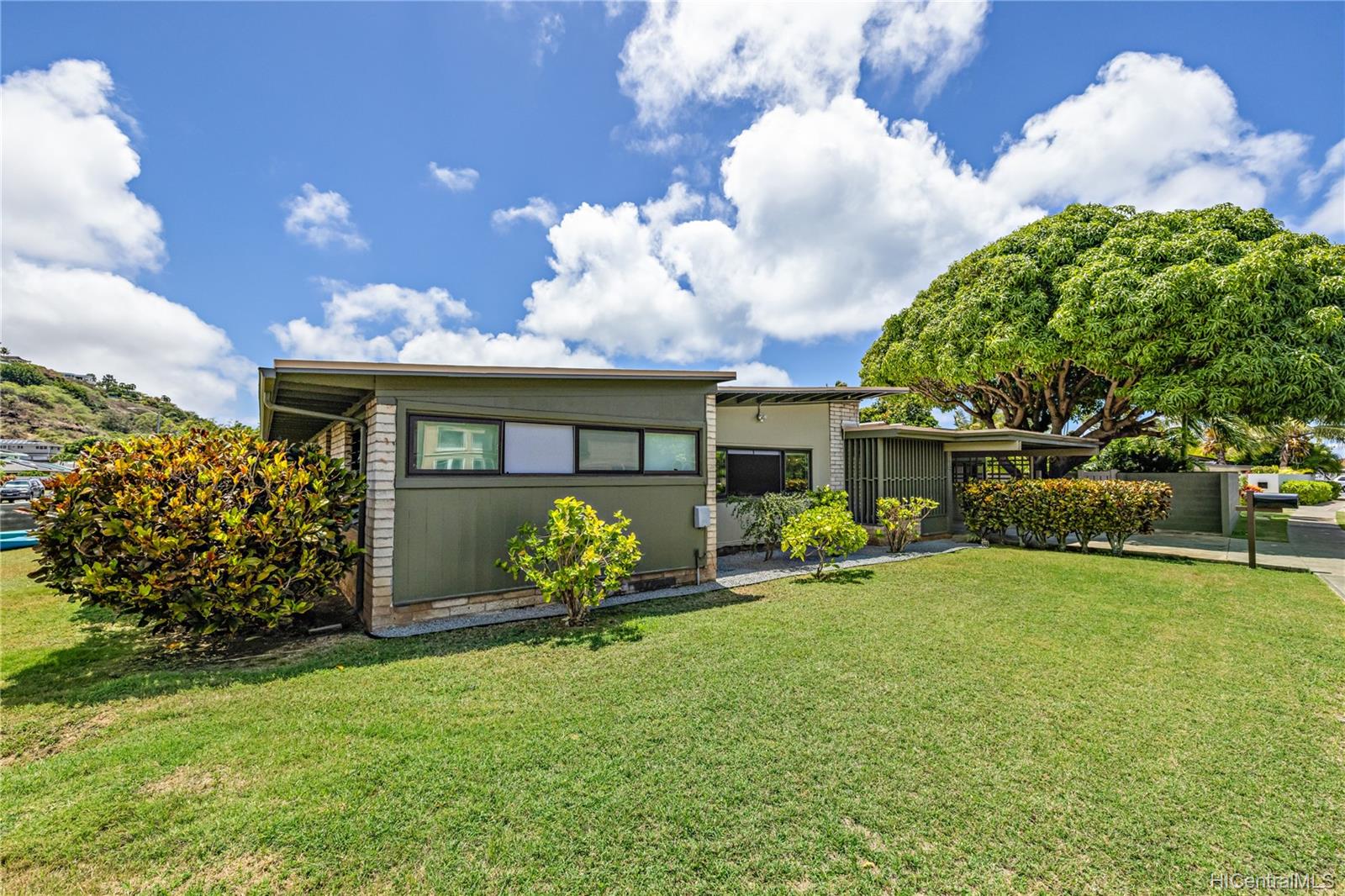 119 Hind Drive Honolulu, HI 96821