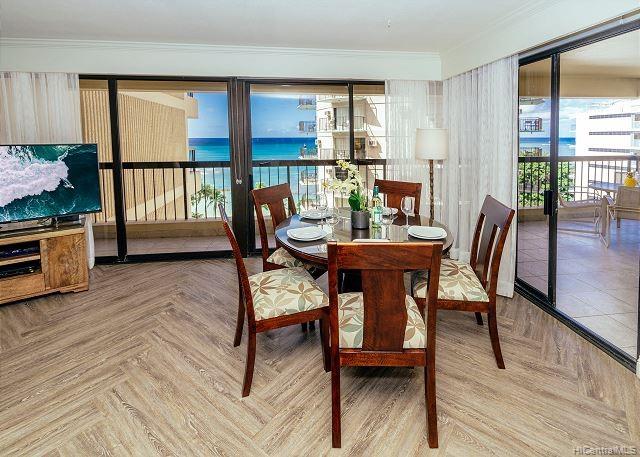 2470 Kalakaua Avenue #1004, Honolulu, HI 96815