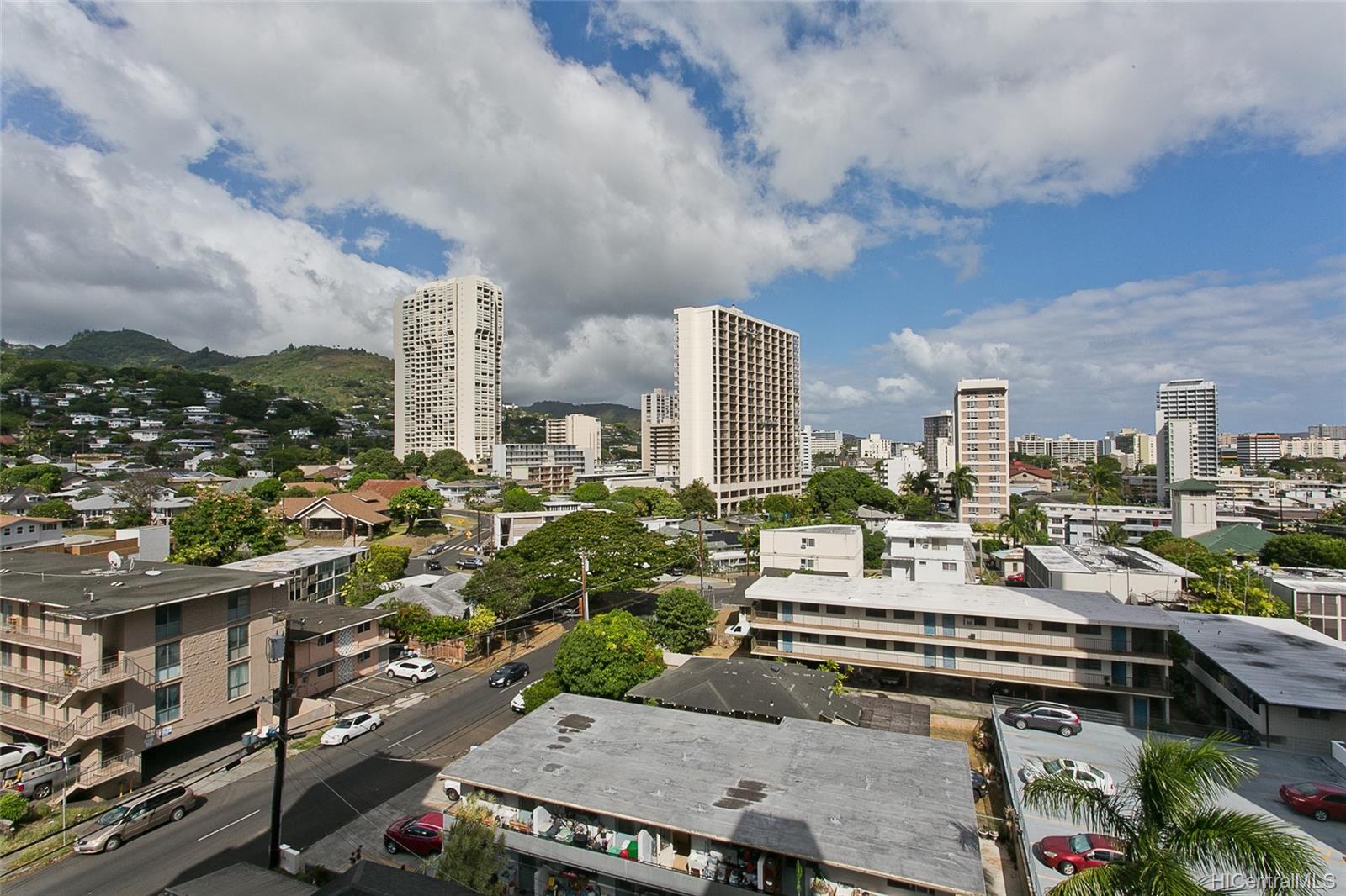 1650 Piikoi Street #704, Honolulu, HI 96822