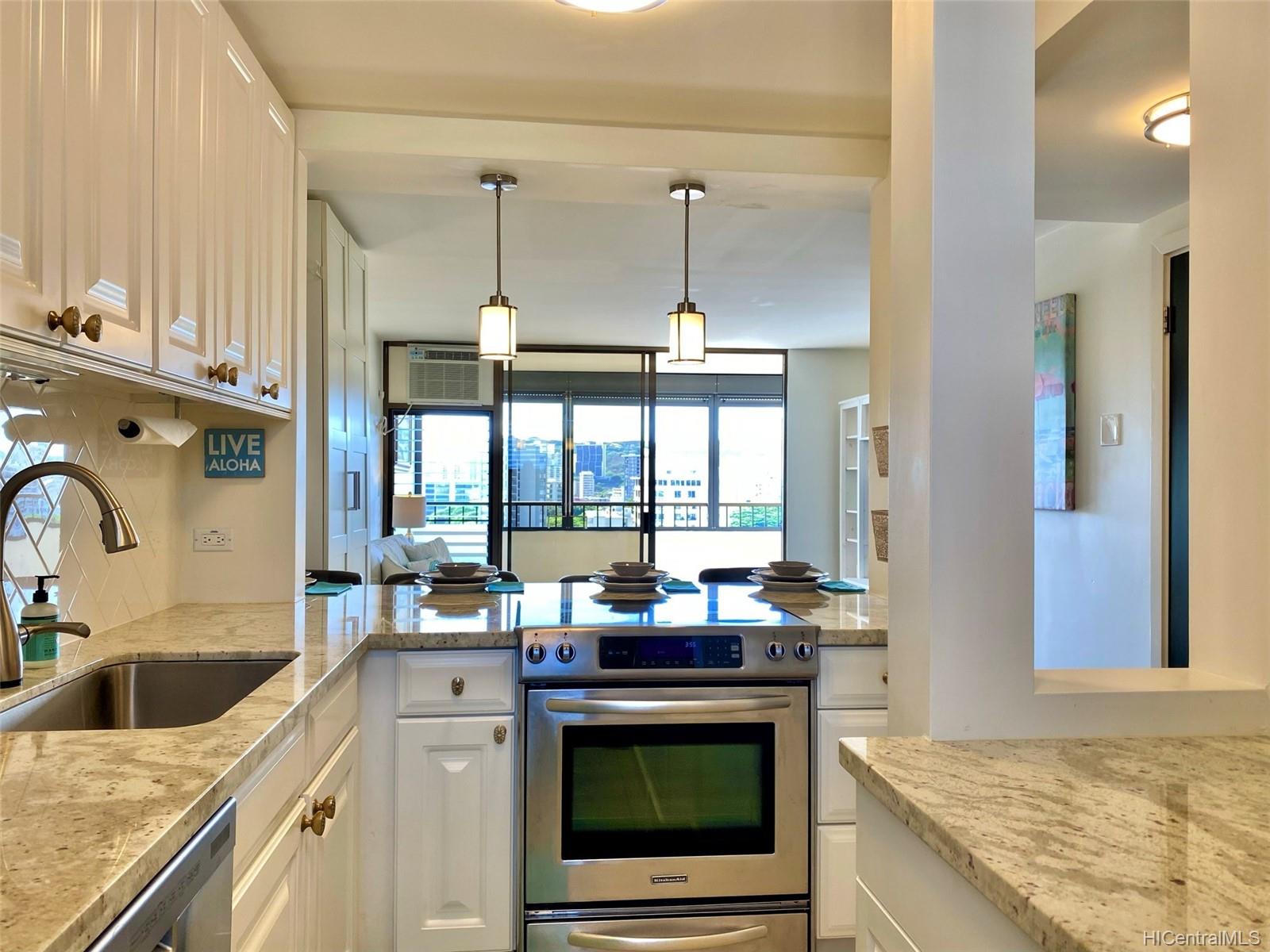 1521 Alexander Street #1504, Honolulu, HI 96822