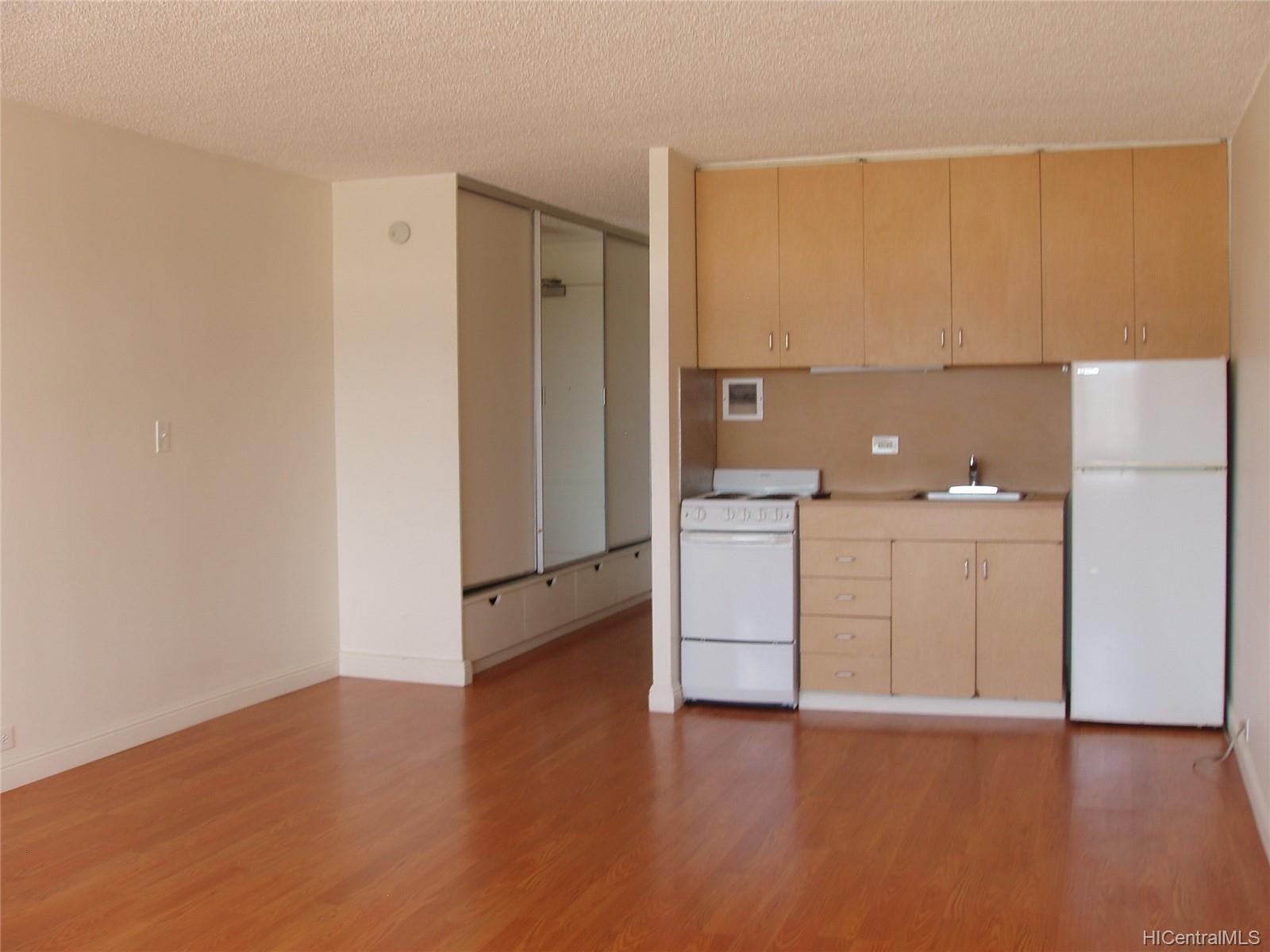 747 Amana Street #2214, Honolulu, HI 96814