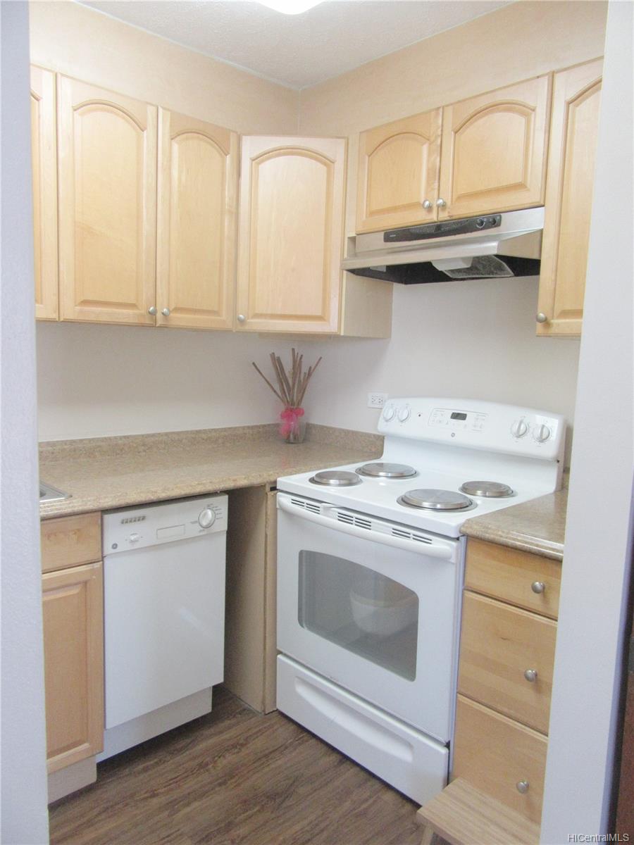 1505 Alexander Street #1103, Honolulu, HI 96822