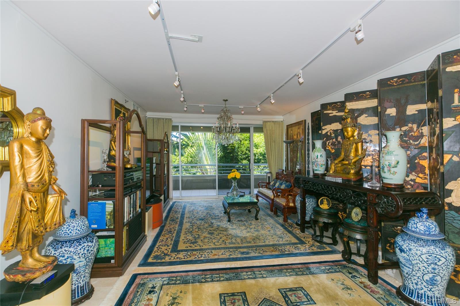 1 Keahole Place #3406, Honolulu, HI 96825