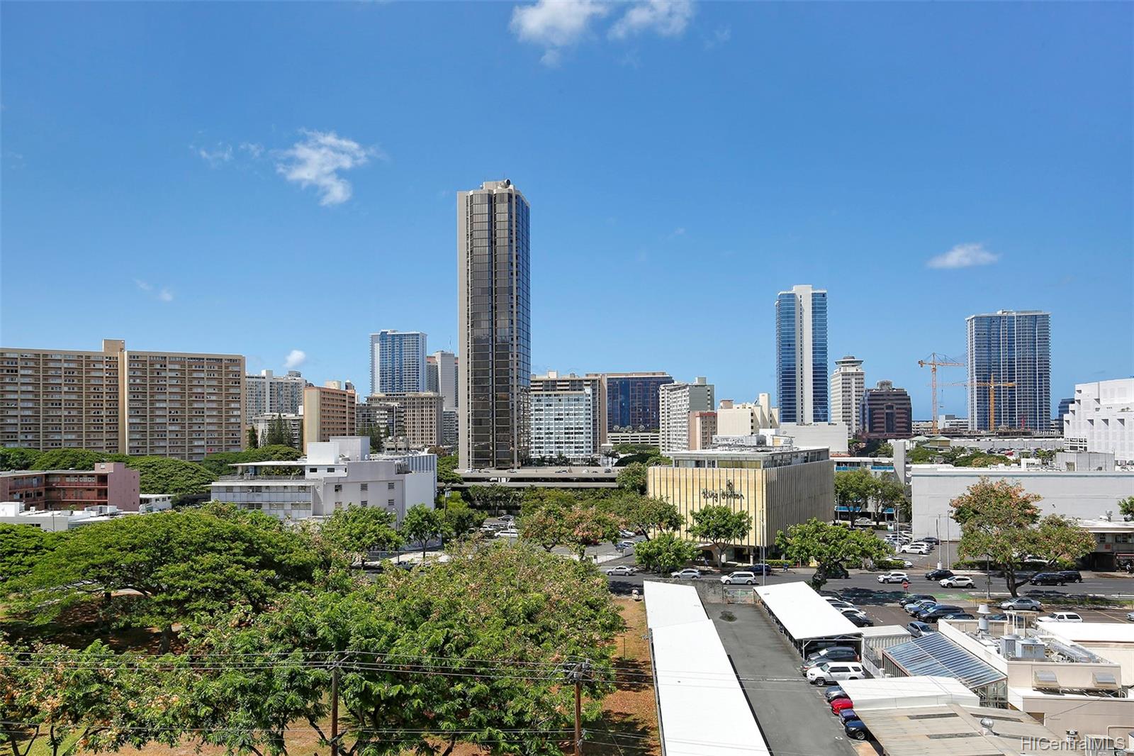 1448 Young Street #807, Honolulu, HI 96814