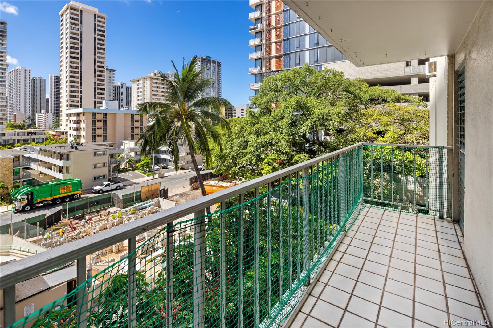 435 Walina Street #501, Honolulu, HI 96815