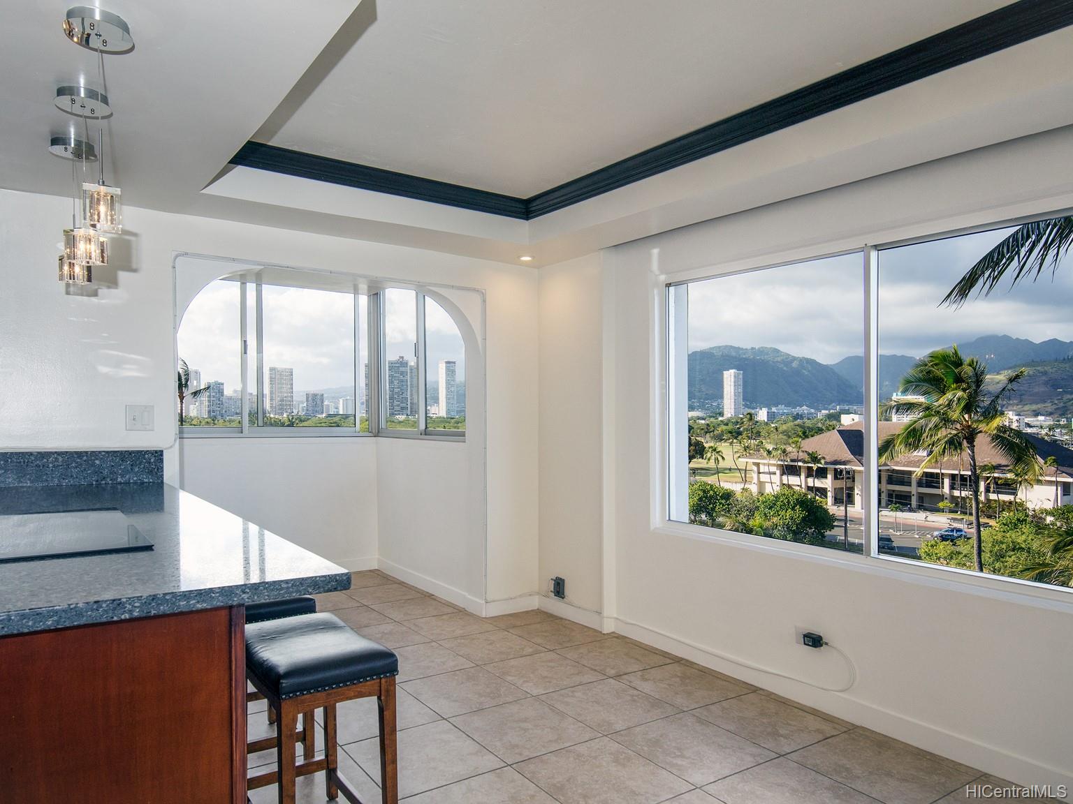 2547 Ala Wai Boulevard #702, Honolulu, HI 96815