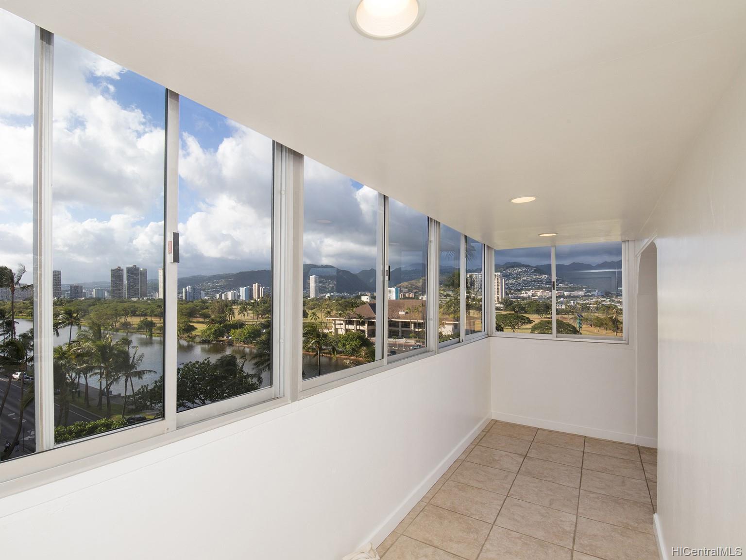 2547 Ala Wai Boulevard #702, Honolulu, HI 96815