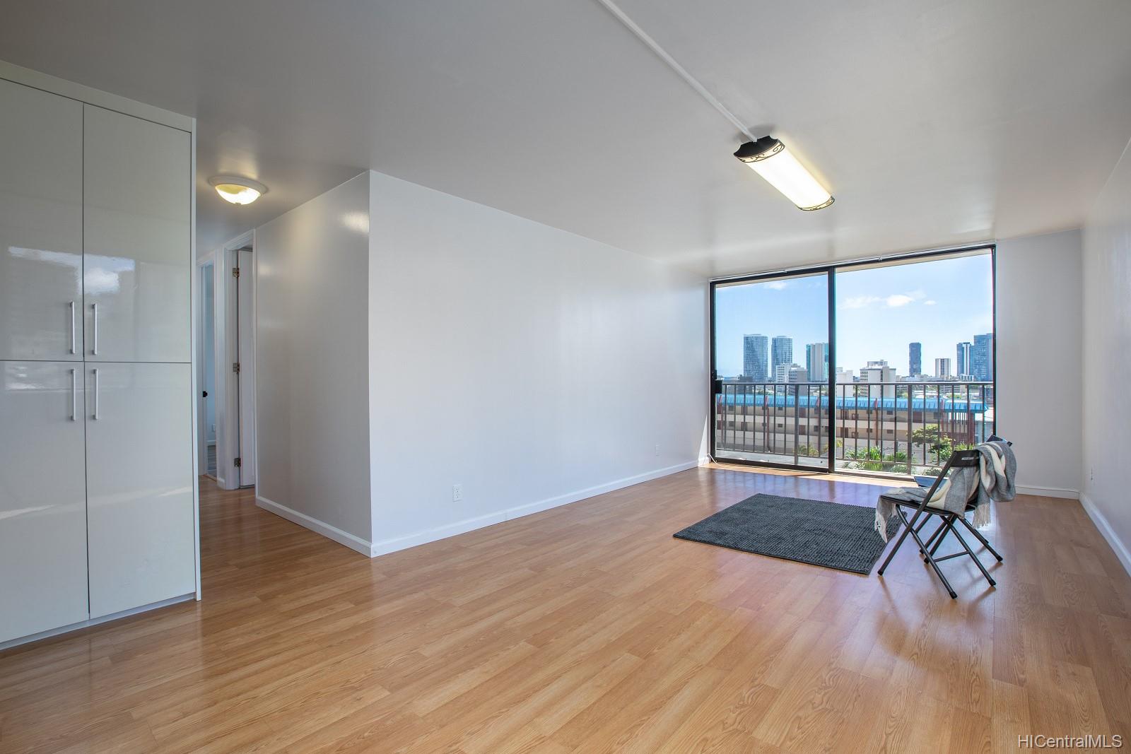 1561 Pensacola Street #606, Honolulu, HI 96822