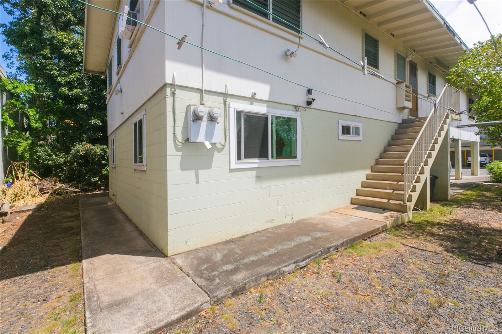 1304 Matlock Avenue #A, Honolulu, HI 96814