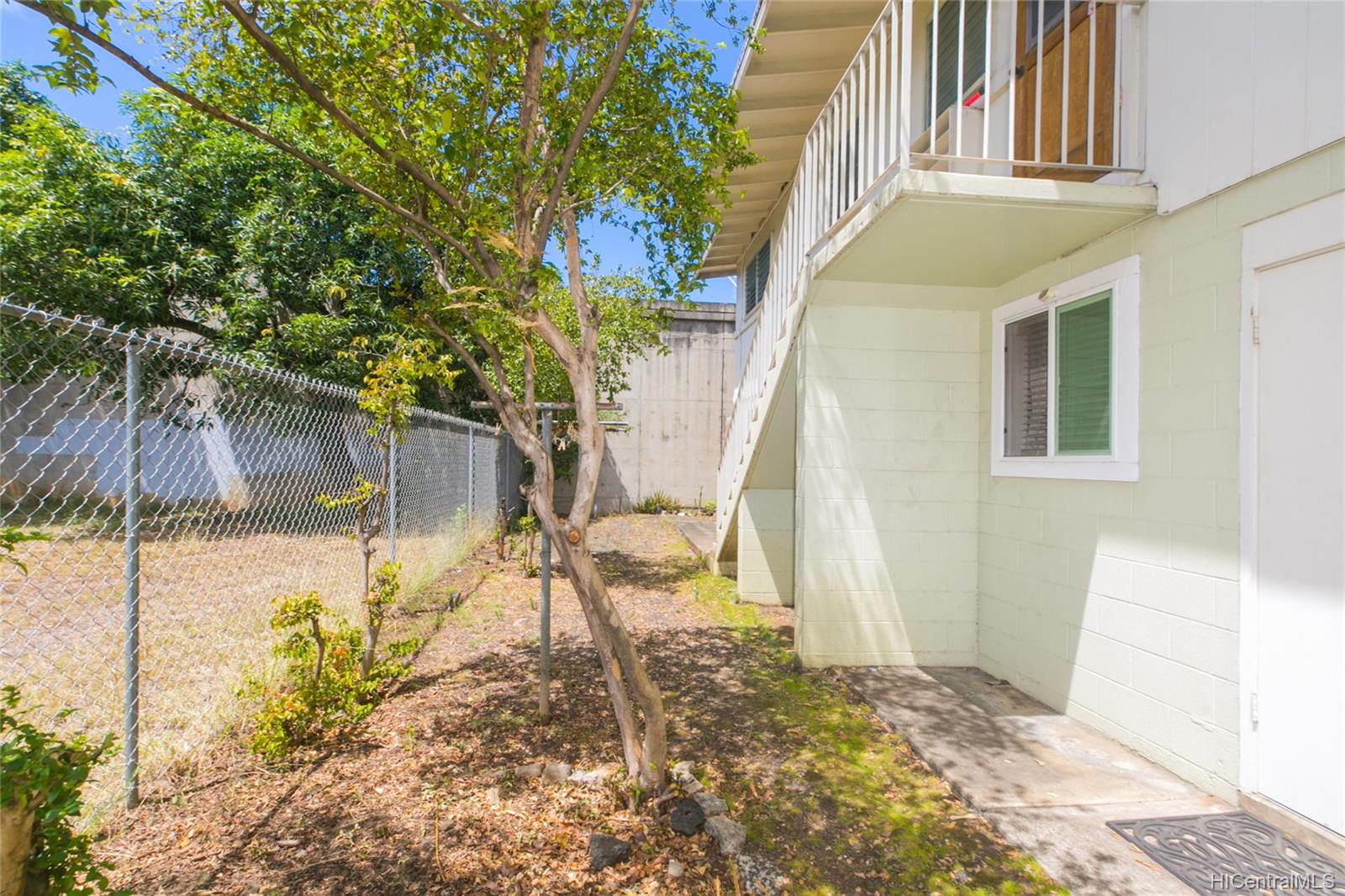 1304 Matlock Avenue #A, Honolulu, HI 96814