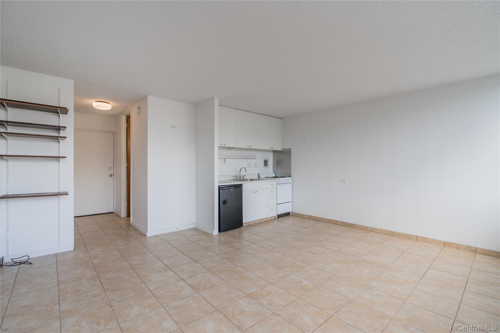 1650 Kanunu Street #1304, Honolulu, HI 96814