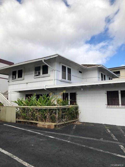 1238 Rycroft Street Honolulu, HI 96814