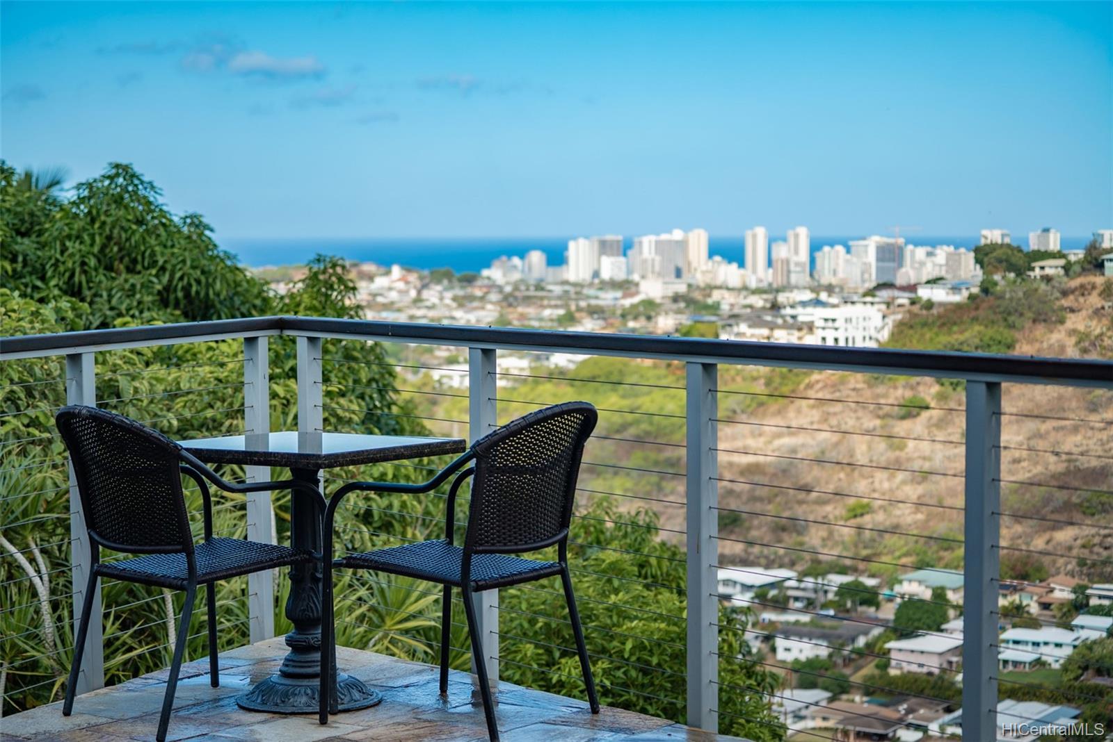 1712 Uhi Place Honolulu, HI 96821