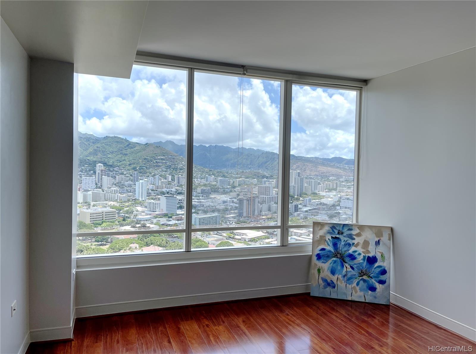 1009 Kapiolani Boulevard #4412, Honolulu, HI 96814